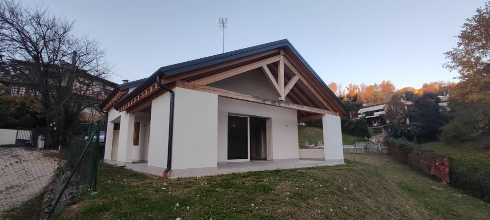 casa indipendente in vendita a Conegliano