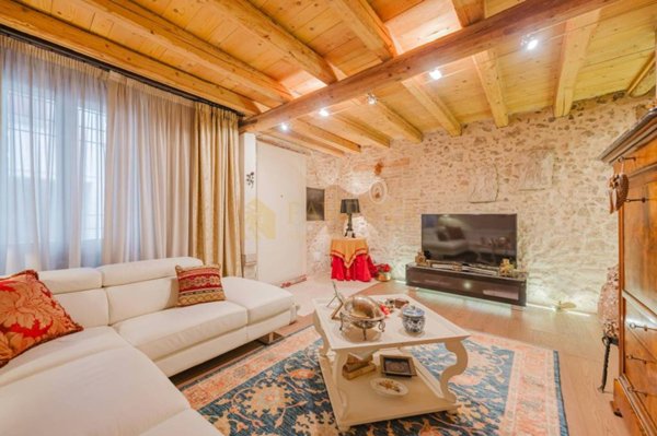casa indipendente in vendita a Conegliano