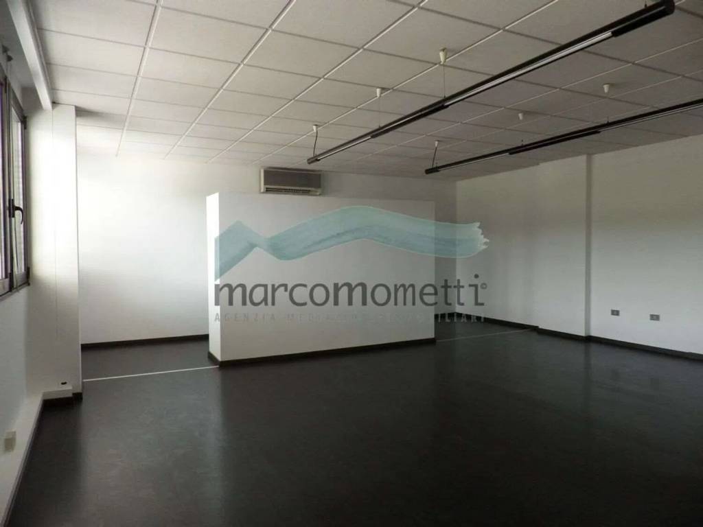 ufficio in vendita a Conegliano