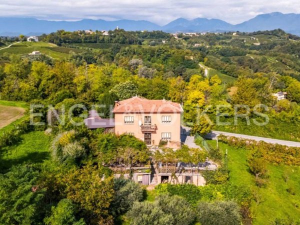 casa indipendente in vendita a Conegliano