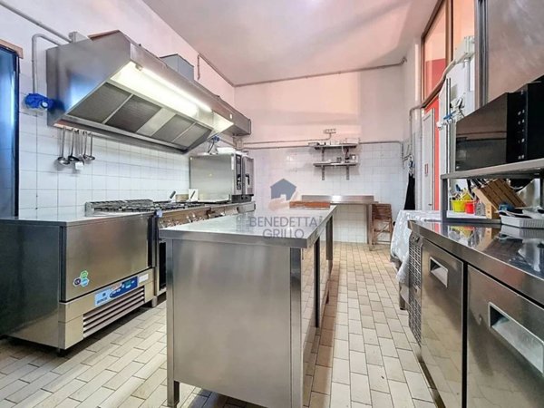 negozio in vendita a Conegliano