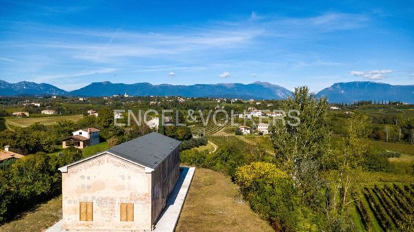 casale in vendita a Conegliano