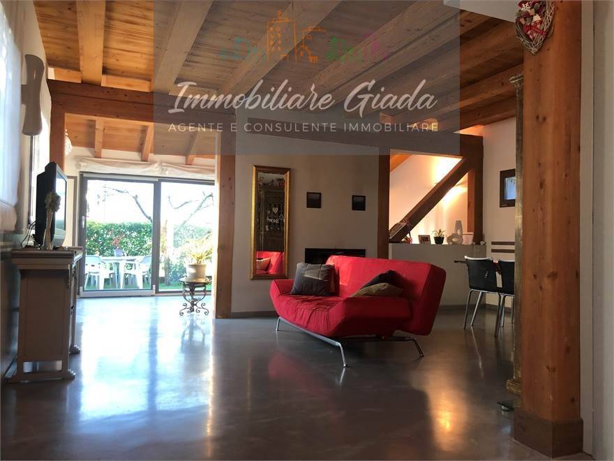 casa indipendente in vendita a Conegliano in zona Costa