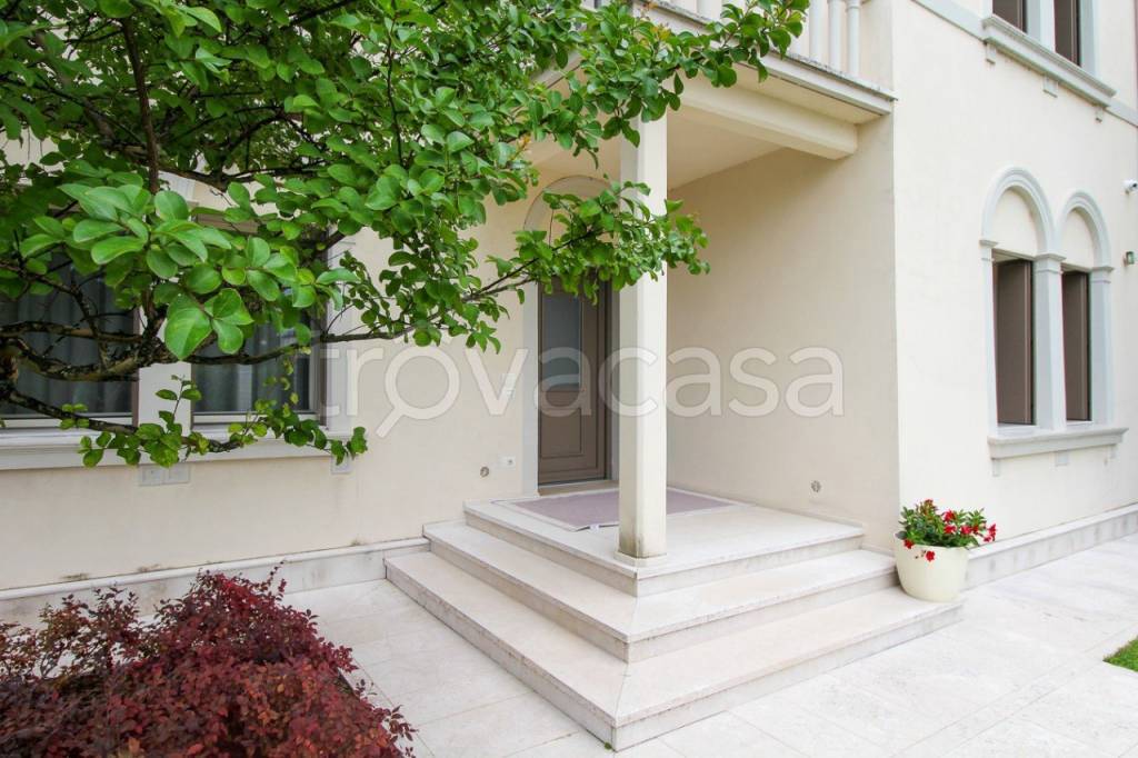 casa indipendente in vendita a Conegliano