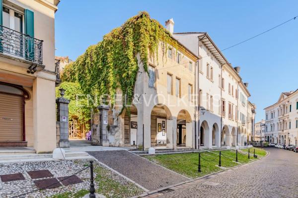 casa indipendente in vendita a Conegliano