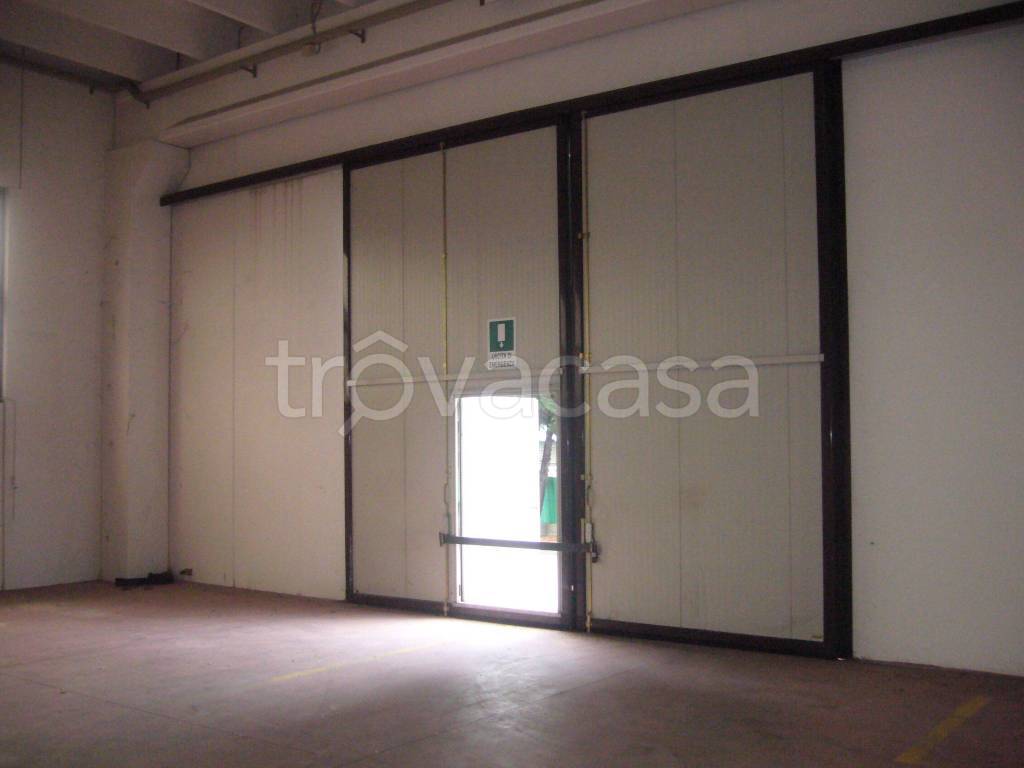 locale commerciale in vendita a Conegliano