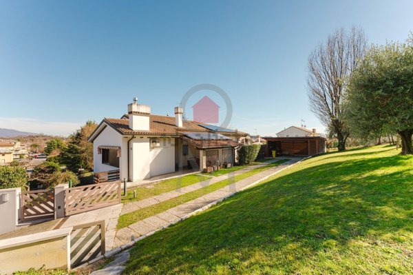 casa indipendente in vendita a Conegliano