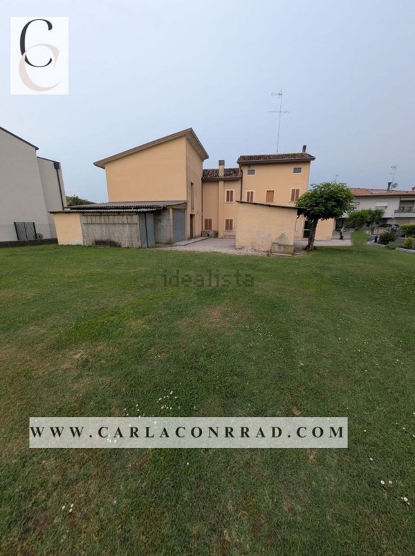 casa indipendente in vendita a Conegliano
