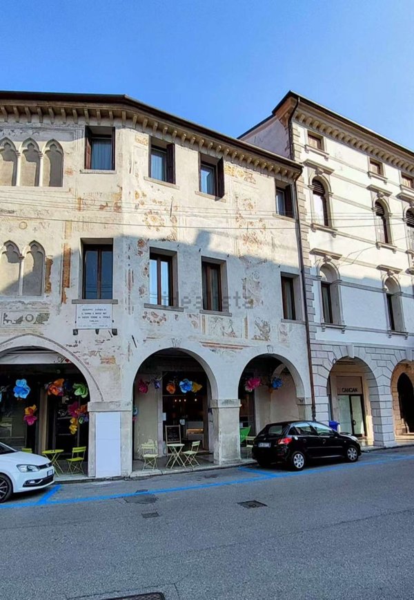 negozio in vendita a Conegliano