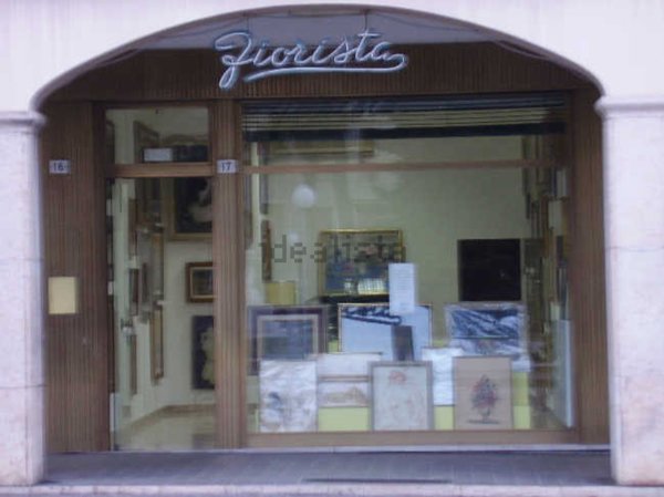 negozio in vendita a Conegliano