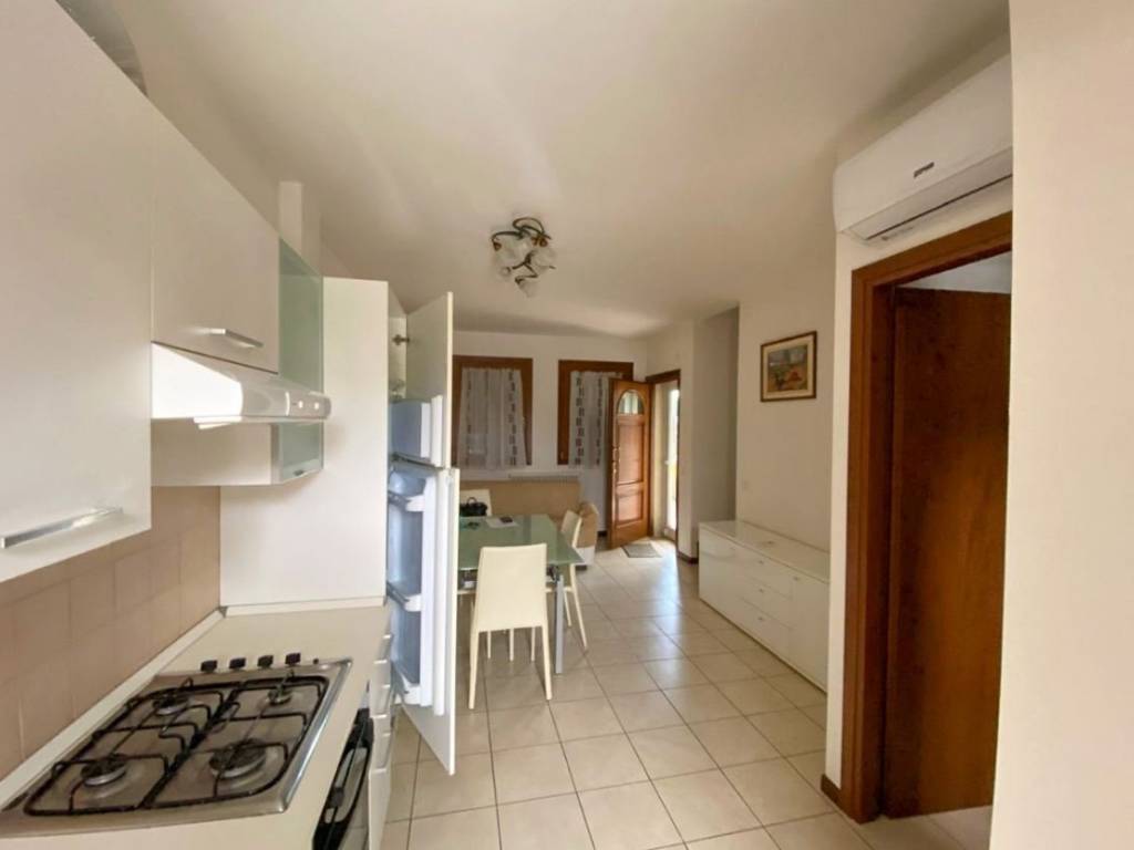 appartamento in vendita a Conegliano in zona Scomigo