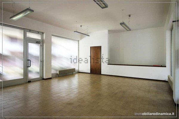 locale di sgombero in vendita a Conegliano