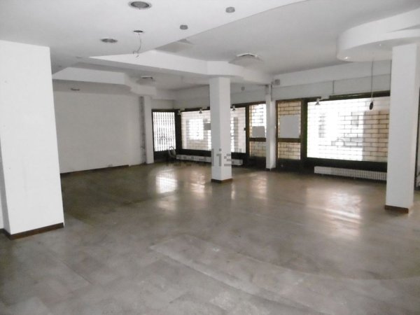 negozio in vendita a Conegliano