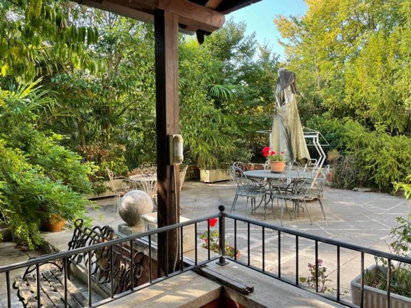 casa indipendente in vendita a Conegliano in zona Ogliano