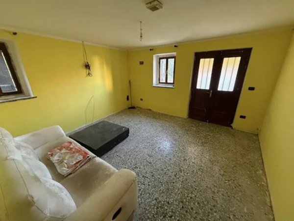 casa indipendente in vendita a Conegliano in zona Ogliano