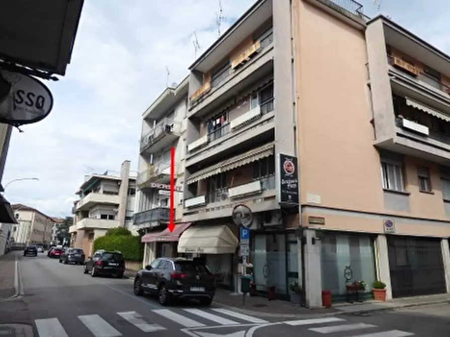 negozio in vendita a Conegliano