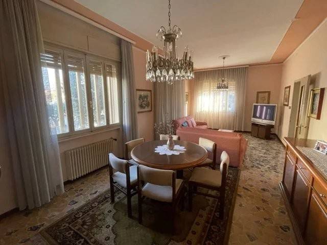 casa indipendente in vendita a Conegliano in zona Parè