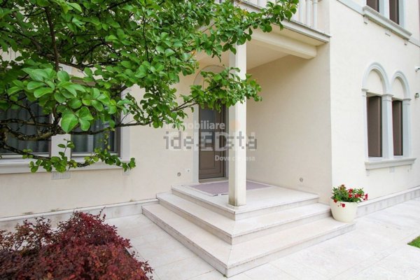 casa indipendente in vendita a Conegliano