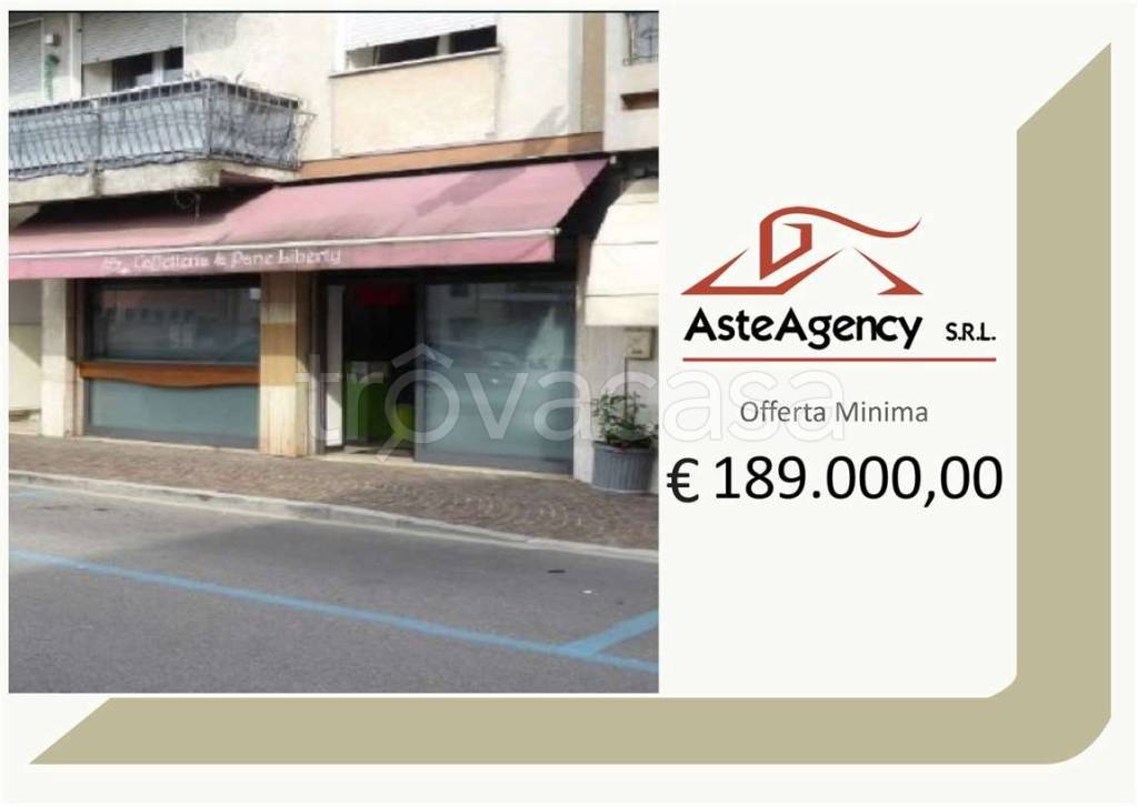 negozio in vendita a Conegliano