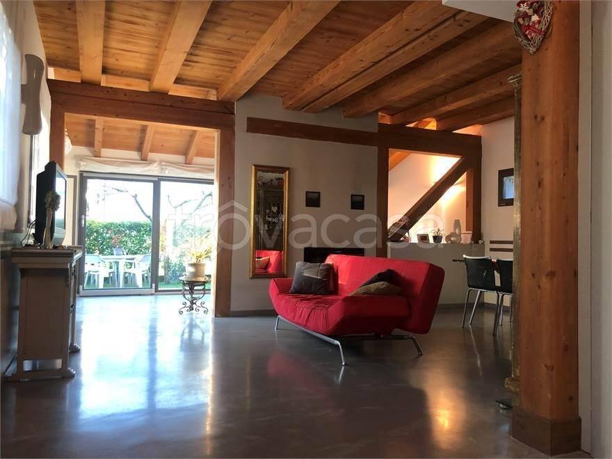 casa indipendente in vendita a Conegliano in zona Costa