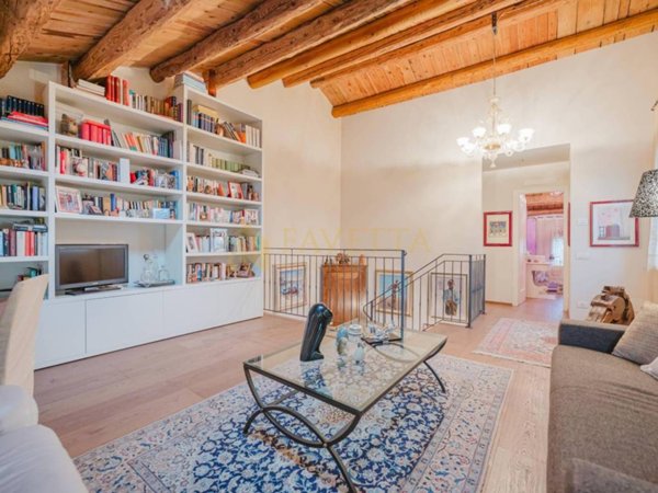 casa indipendente in vendita a Conegliano