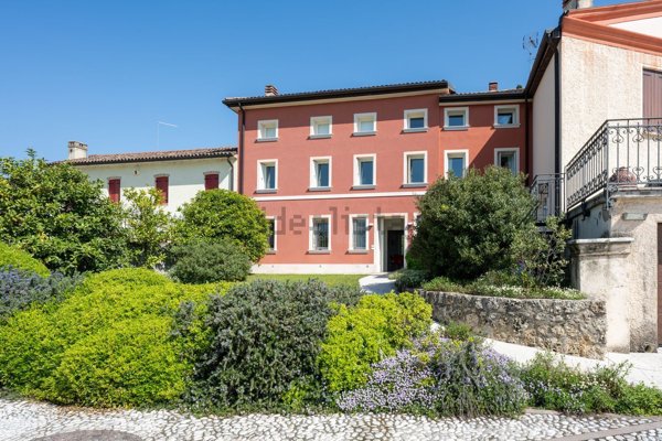 casa indipendente in vendita a Conegliano in zona Costa