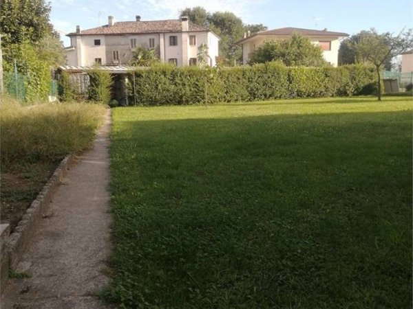 casa indipendente in vendita a Conegliano