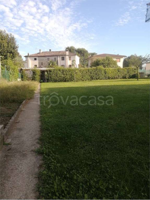 casa indipendente in vendita a Conegliano