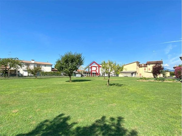 terreno edificabile in vendita a Conegliano in zona Campolongo