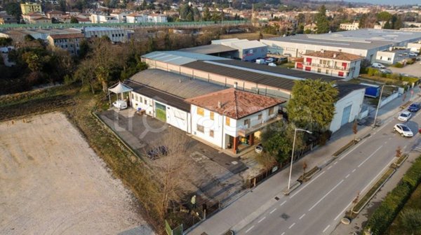 casa indipendente in vendita a Conegliano