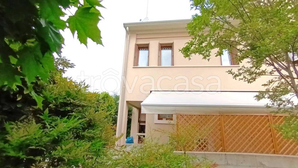 casa indipendente in vendita a Conegliano