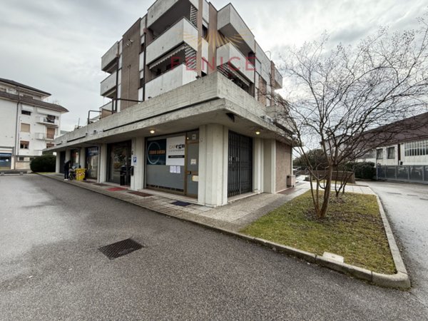 ufficio in vendita a Conegliano