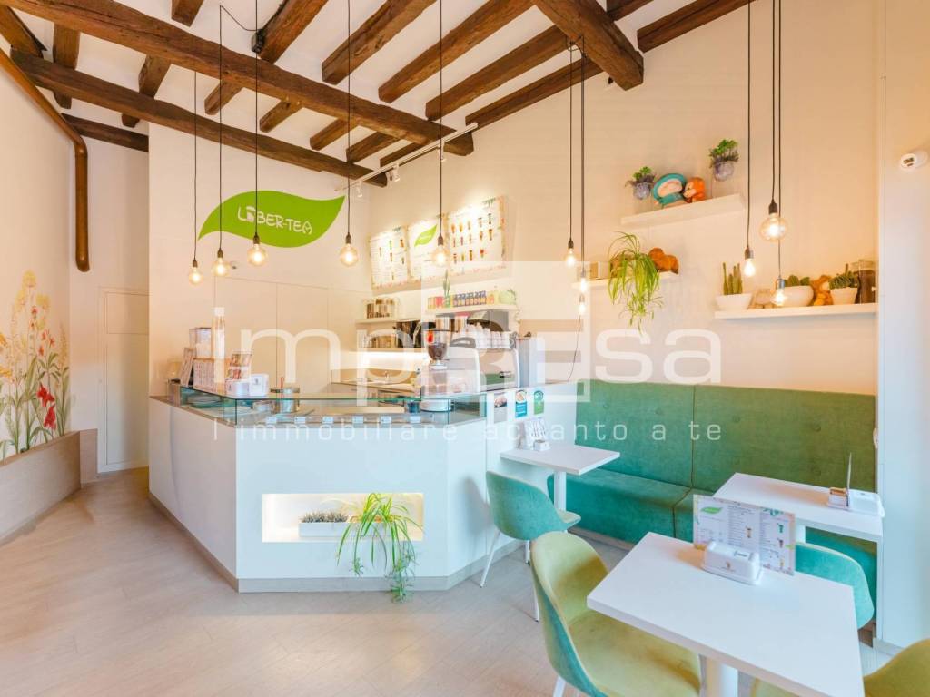 negozio in vendita a Conegliano