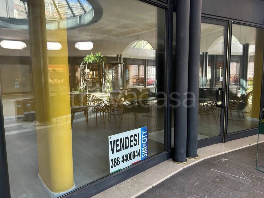 negozio in vendita a Conegliano