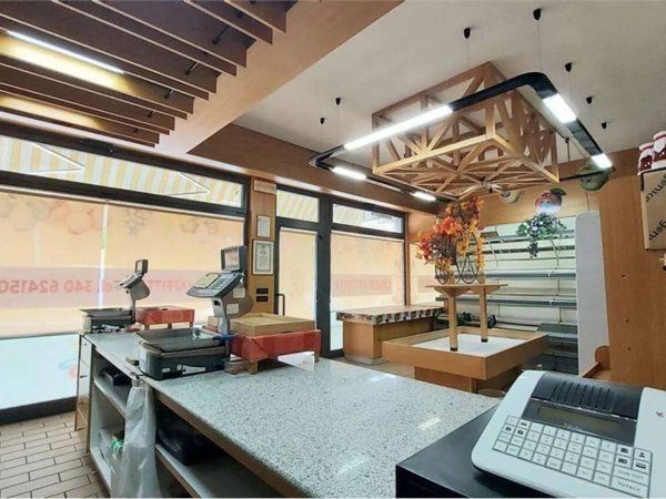 negozio in vendita a Conegliano