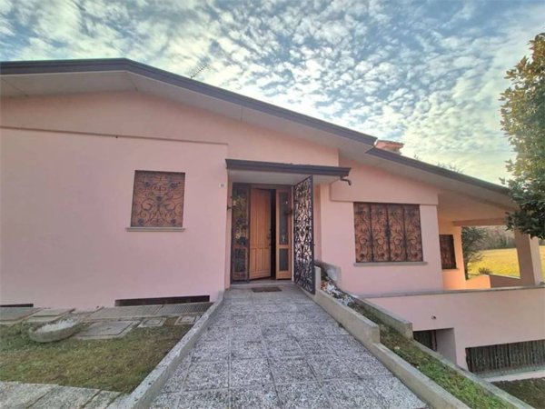 casa indipendente in vendita a Conegliano