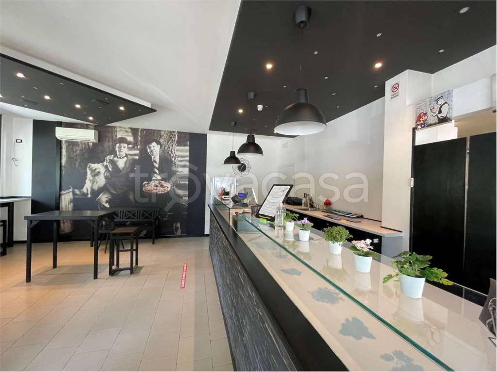 negozio in vendita a Conegliano