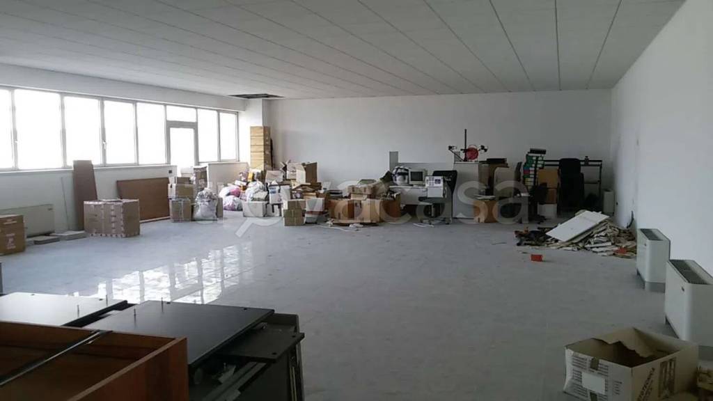 ufficio in vendita a Conegliano