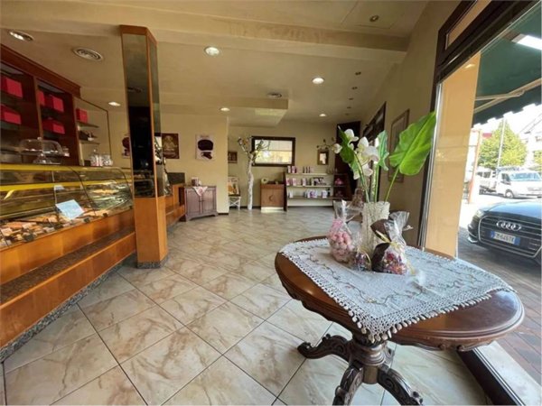 negozio in vendita a Conegliano