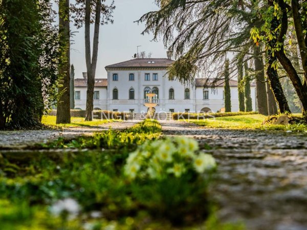 casa indipendente in vendita a Conegliano