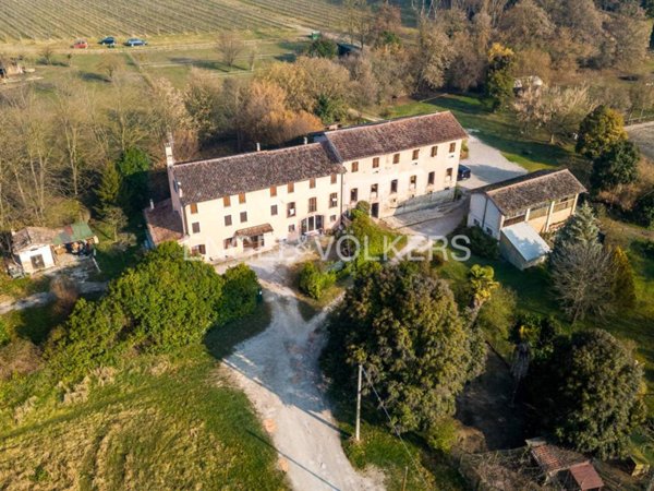 casa indipendente in vendita a Conegliano