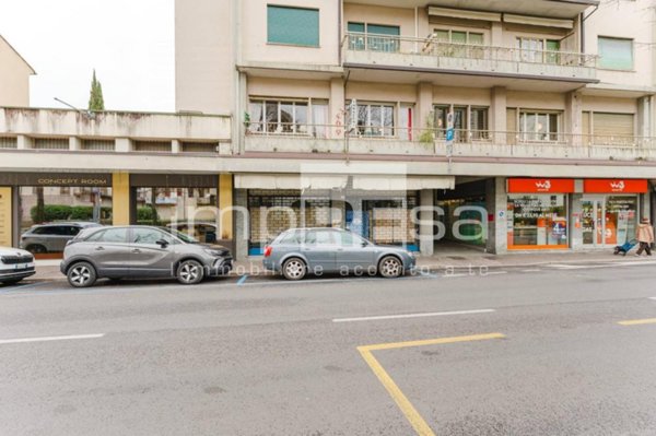 locale commerciale in vendita a Conegliano