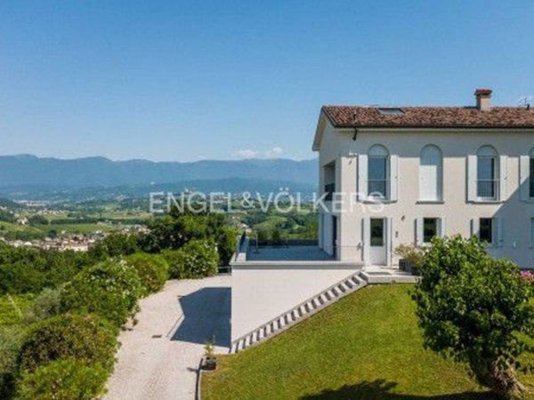casa indipendente in vendita a Conegliano in zona Costa