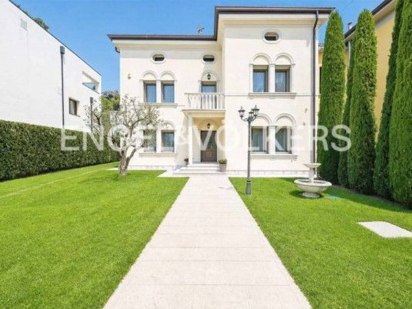 casa indipendente in vendita a Conegliano