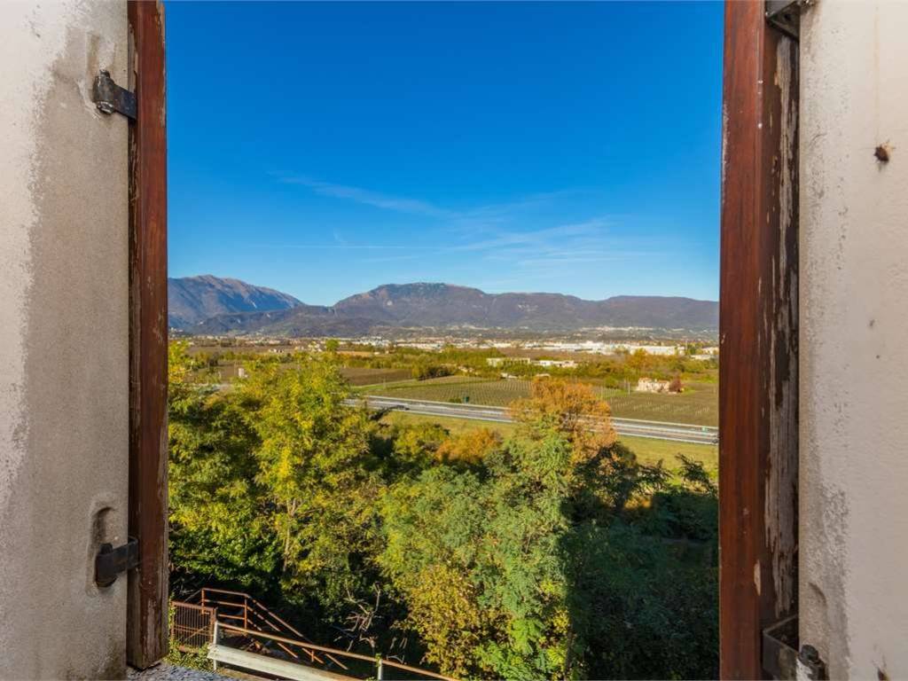 casa indipendente in vendita a Conegliano in zona Scomigo
