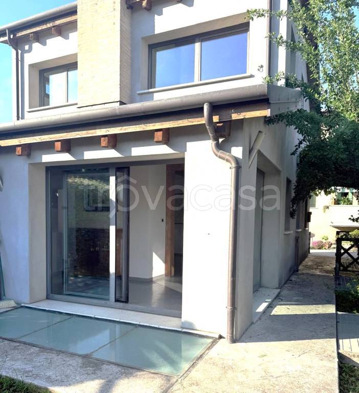 casa indipendente in vendita a Conegliano in zona Costa