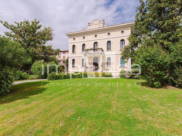 casa indipendente in vendita a Conegliano