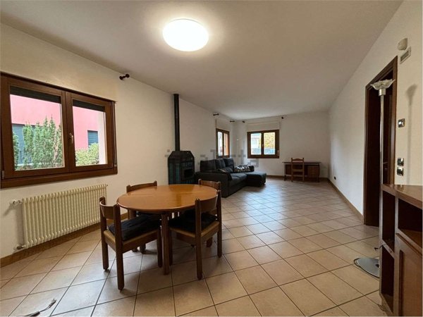 casa indipendente in vendita a Conegliano in zona Scomigo