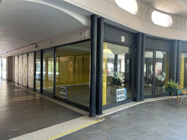 negozio in vendita a Conegliano