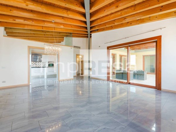 appartamento in vendita a Conegliano in zona Costa